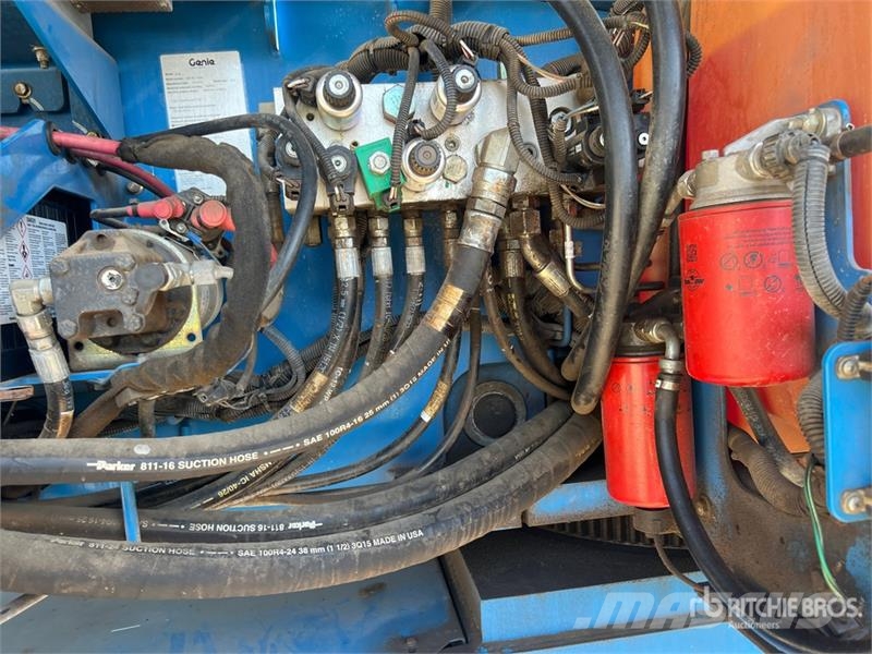 Genie S85 4WD Diesel Telescopic Boom Lift رافعات سلة تلسكوبية