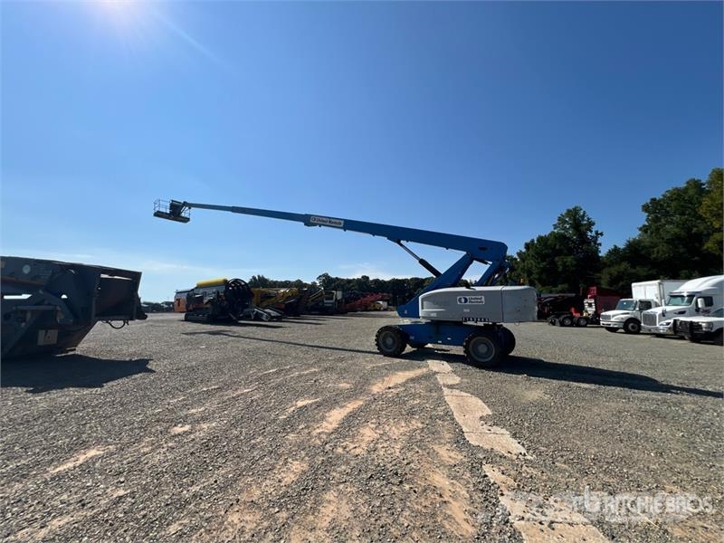Genie S85 4WD Diesel Telescopic Boom Lift رافعات سلة تلسكوبية