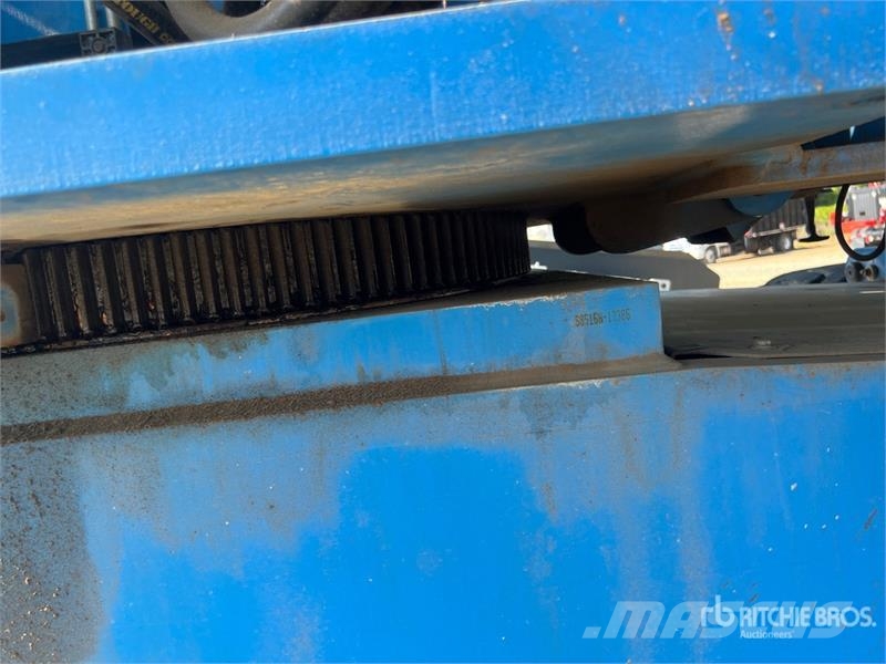 Genie S85 4WD Diesel Telescopic Boom Lift رافعات سلة تلسكوبية