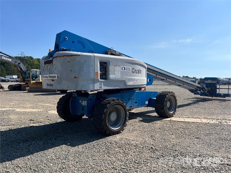 Genie S85 4WD Diesel Telescopic Boom Lift رافعات سلة تلسكوبية