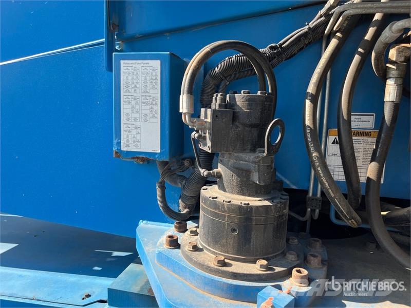 Genie S85 4WD Diesel Telescopic Boom Lift رافعات سلة تلسكوبية