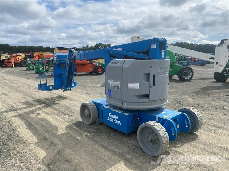 Genie Z-34/22N 2WD Electric Articulating Boom Lift 관절형 전동이동 리프트