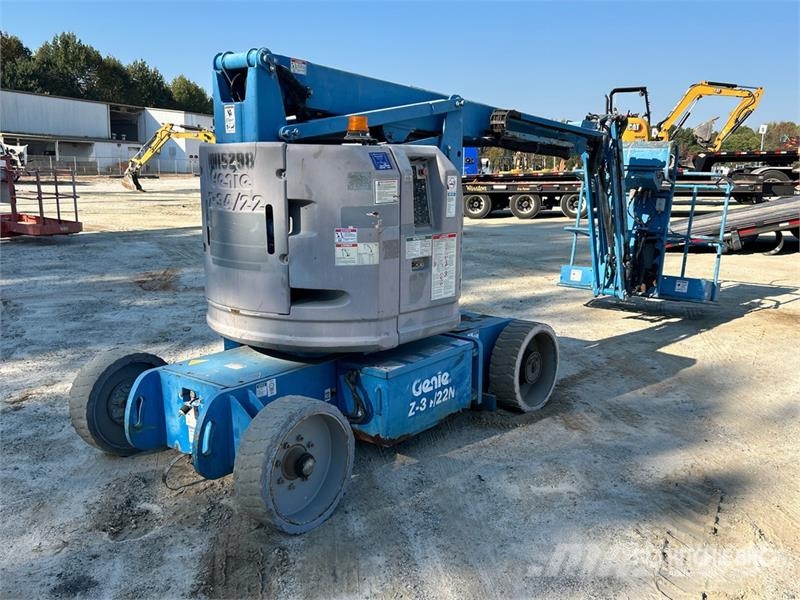 Genie Z-34/22N 2WD Electric Articulating Boom Lift 曲臂高空作業車