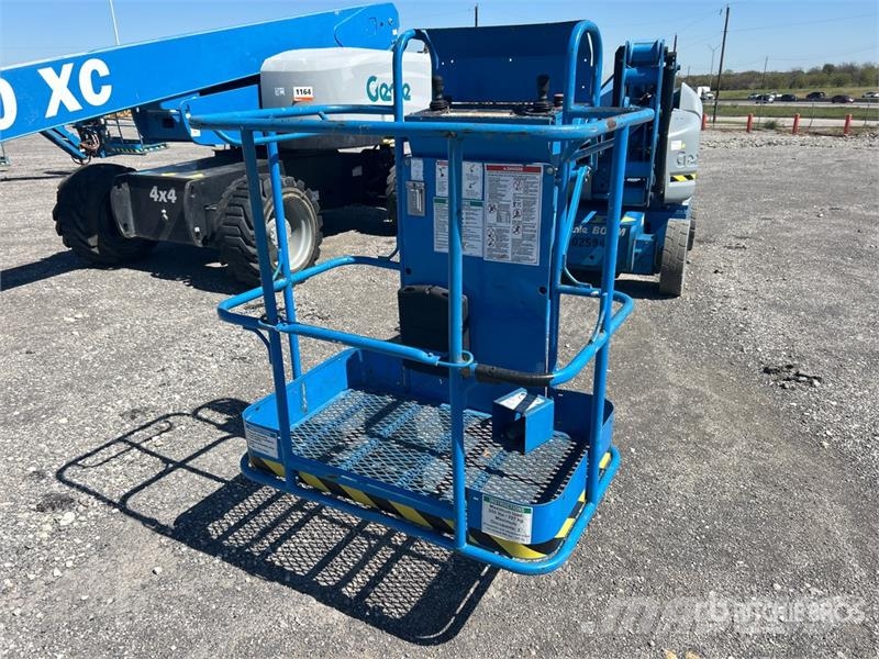 Genie Z-40/23N 2WD Electric Articulating Boom Lift Articulated boom lifts