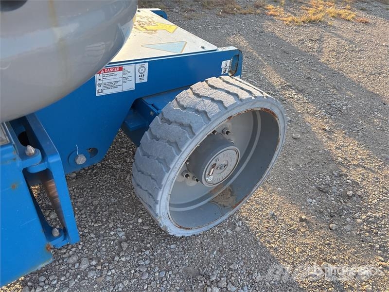 Genie Z-40/23N RJ 2WD Electric Articulating Boom Lift Knikarmhoogwerkers