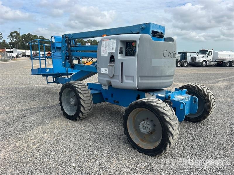 Genie Z-45/25 4WD Diesel Articulating Boom Lift 관절형 전동이동 리프트