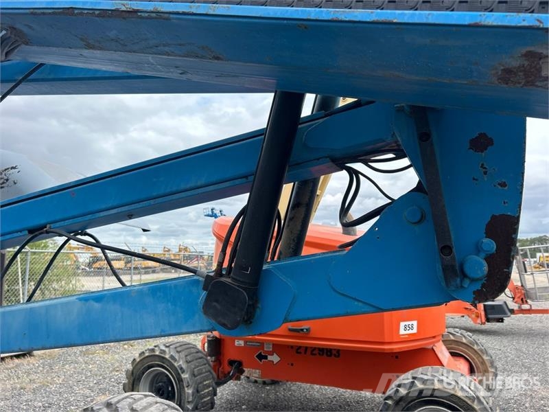 Genie Z-45/25 4WD Diesel Articulating Boom Lift 관절형 전동이동 리프트