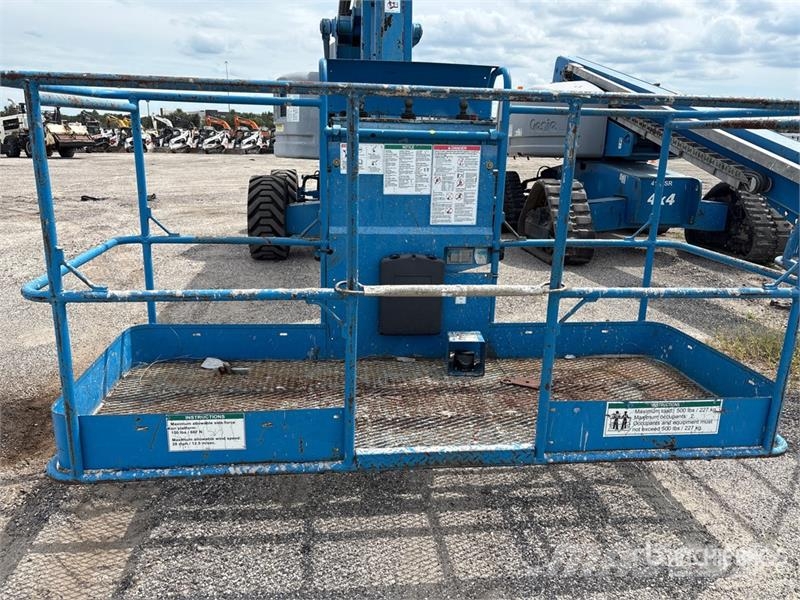 Genie Z-60/34 4WD Diesel Articulating Boom Lift Elevadores braços articulados