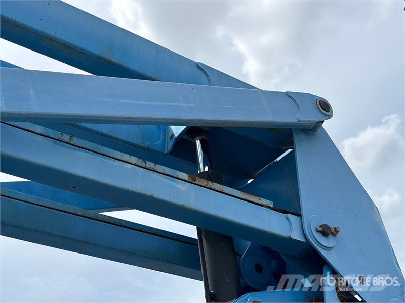 Genie Z-60/34 4WD Diesel Articulating Boom Lift Elevadores braços articulados