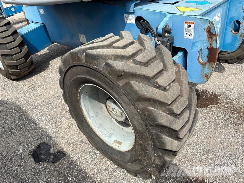 Genie Z-60/34 4WD Diesel Articulating Boom Lift Elevadores braços articulados