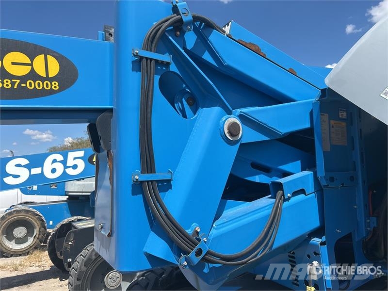 Genie Z-62/40 4WD Diesel Articulating Boom Lift Iseliikuvad poomtõstukid