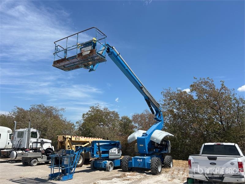 Genie Z-80/60 4WD Diesel Articulating Boom Lift Articulated boom lifts