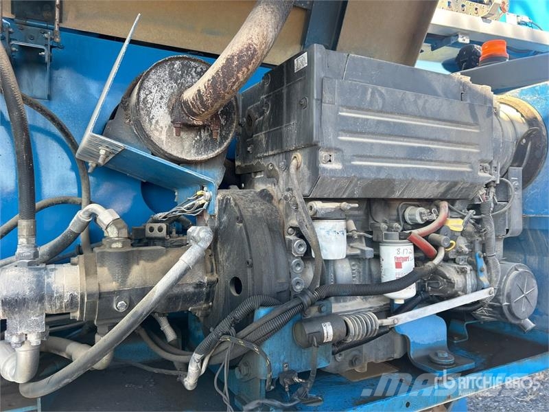 Genie Z-80/60 4WD Diesel Articulating Boom Lift Articulated boom lifts
