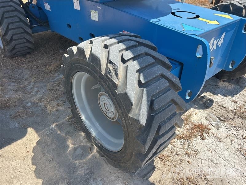 Genie Z-80/60 4WD Diesel Articulating Boom Lift Articulated boom lifts