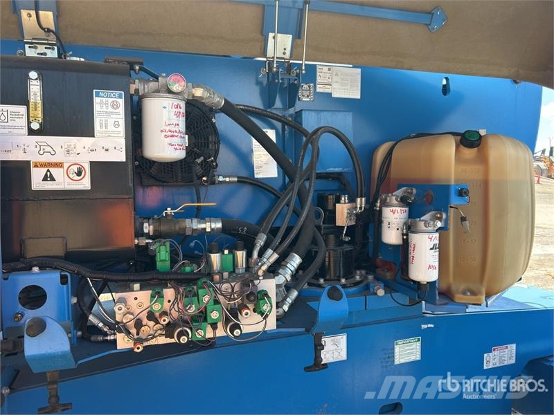 Genie Z-80/60 4WD Diesel Articulating Boom Lift Articulated boom lifts