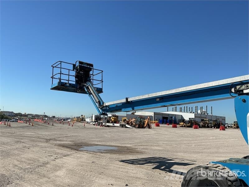 Genie Z-80/60 4WD Diesel Articulating Boom Lift Articulated boom lifts