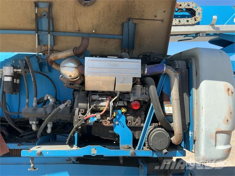 Genie Z-80/60 4WD Diesel Articulating Boom Lift Articulated boom lifts