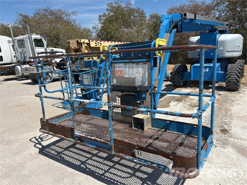 Genie Z-80/60 4WD Diesel Articulating Boom Lift Articulated boom lifts