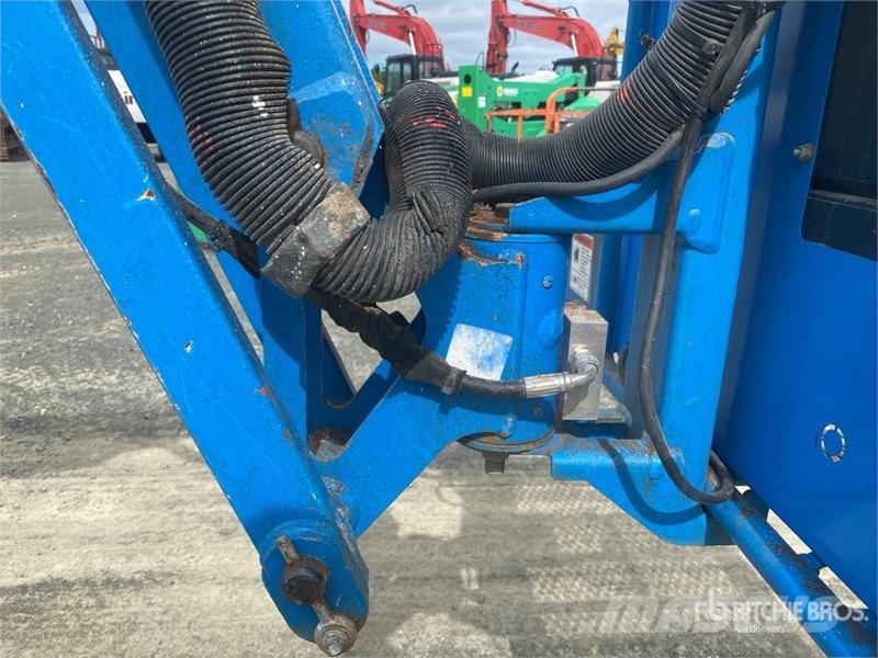 Genie Z34/22N 2WD Electric Articulating Boom Lift Articulated boom lifts