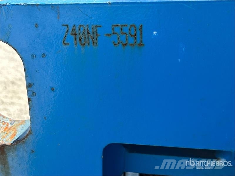 Genie Z40/23NRJ 2WD Electric Articulating Boom Lift 관절형 전동이동 리프트