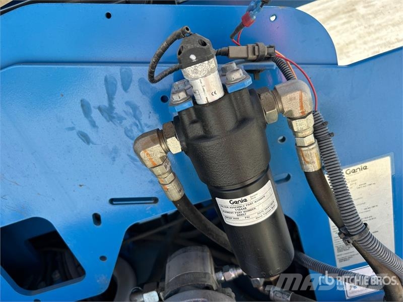 Genie Z40/23NRJ 2WD Electric Articulating Boom Lift 관절형 전동이동 리프트