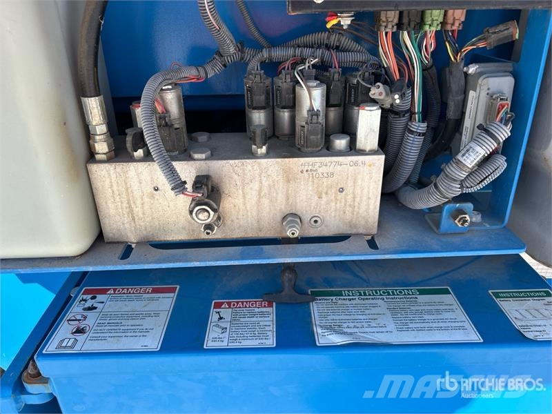 Genie Z40/23NRJ 2WD Electric Articulating Boom Lift 관절형 전동이동 리프트