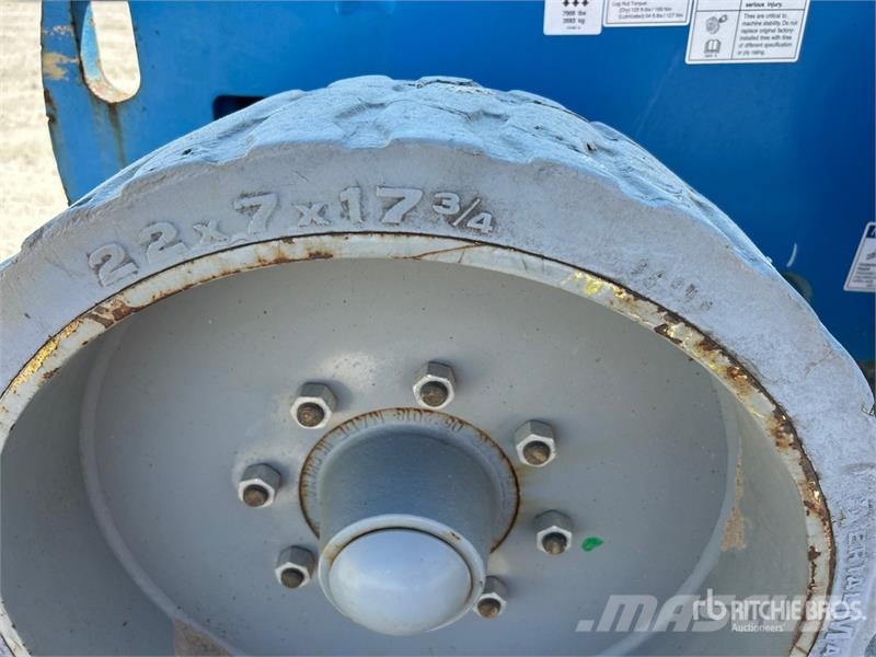 Genie Z40/23NRJ 2WD Electric Articulating Boom Lift 관절형 전동이동 리프트