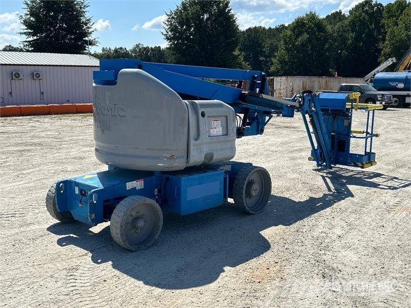 Genie Z40/23NRJ 2WD Electric Articulating Boom Lift 관절형 전동이동 리프트