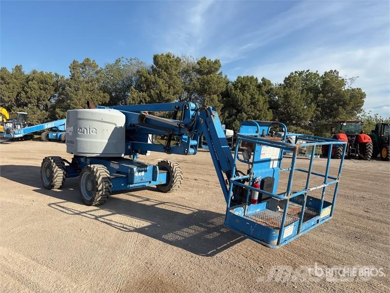 Genie Z45/25 4WD Diesel Articulating Boom Lift Körüklü personel platformları