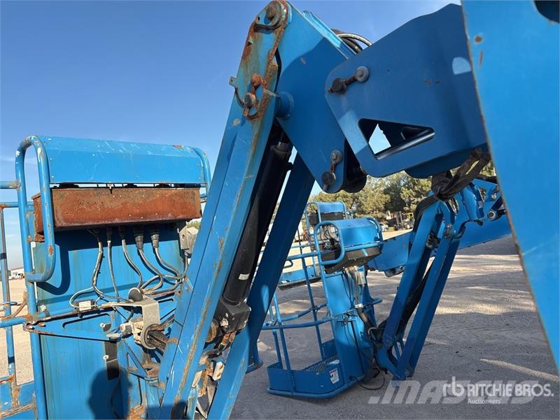 Genie Z45/25 4WD Diesel Articulating Boom Lift Körüklü personel platformları