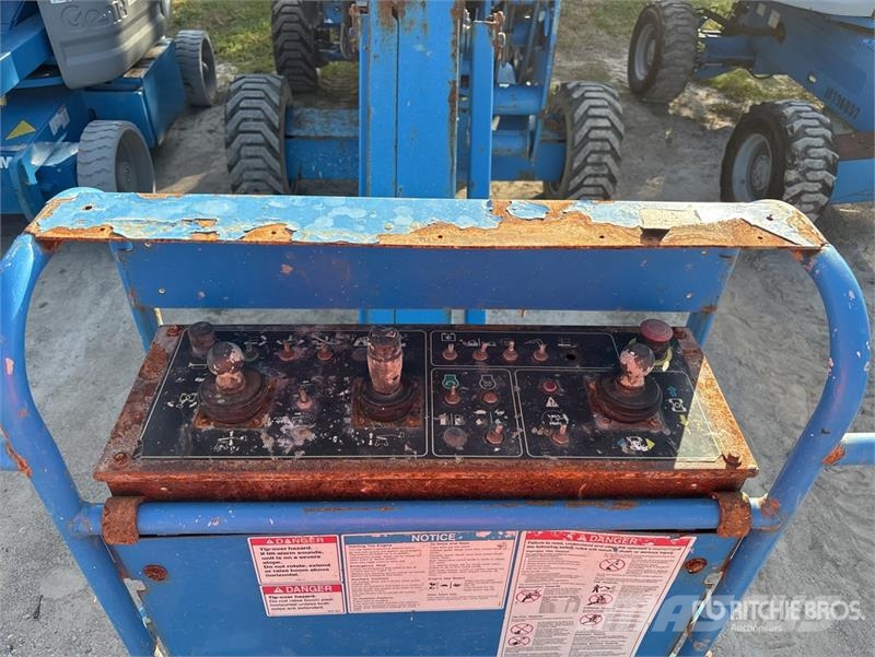 Genie Z45/25 4WD Diesel Articulating Boom Lift Körüklü personel platformları
