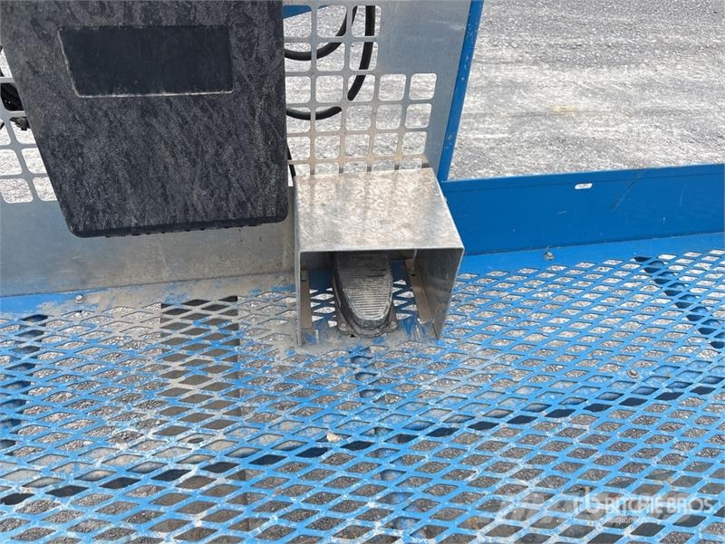 ケプト（8）裁断済み Purchase Genie Z80/60 articulated boom lifts, Bid & Buy on Auction