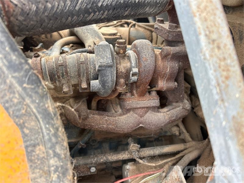 GiANT V6004T Wheel Loader (Inoperable) Rataslaadurid