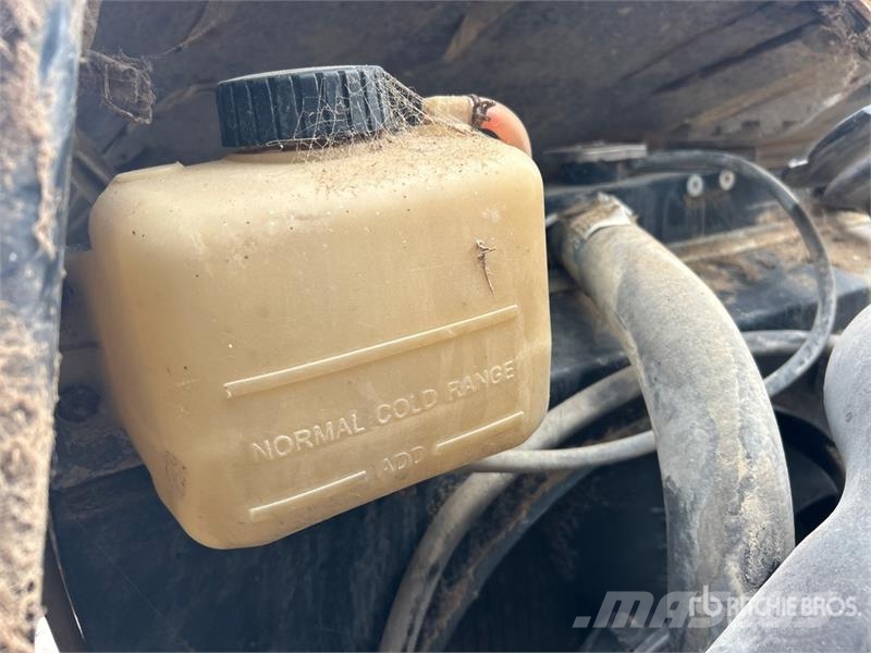 GiANT V6004T Wheel Loader (Inoperable) Rataslaadurid