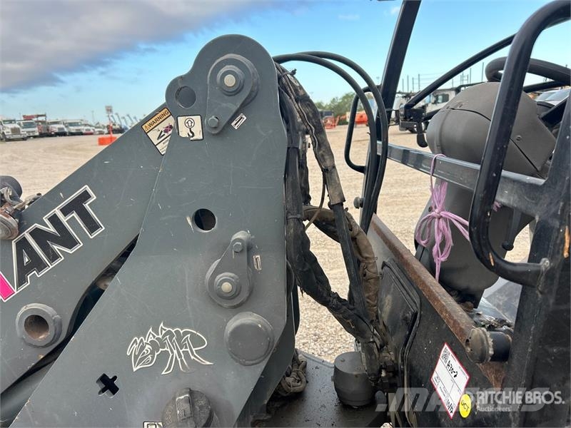 GiANT V6004T Wheel Loader (Inoperable) Rataslaadurid
