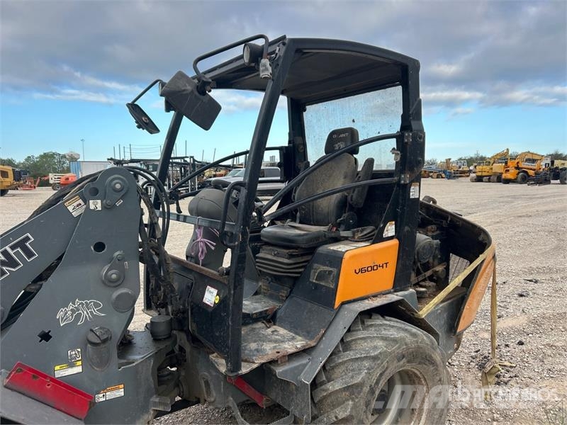 GiANT V6004T Wheel Loader (Inoperable) Rataslaadurid