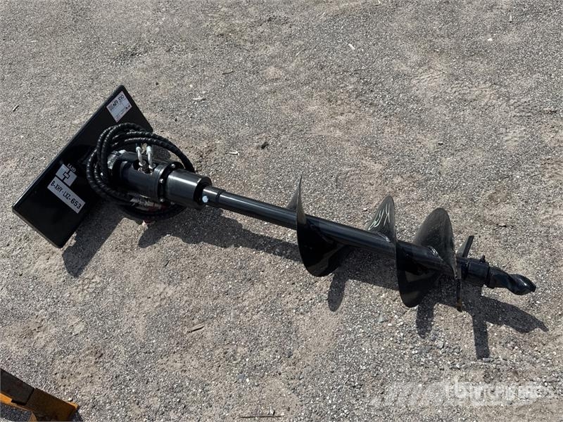  GIYI 12 in Mini Skid Steer Auger (Unused) 鑽頭