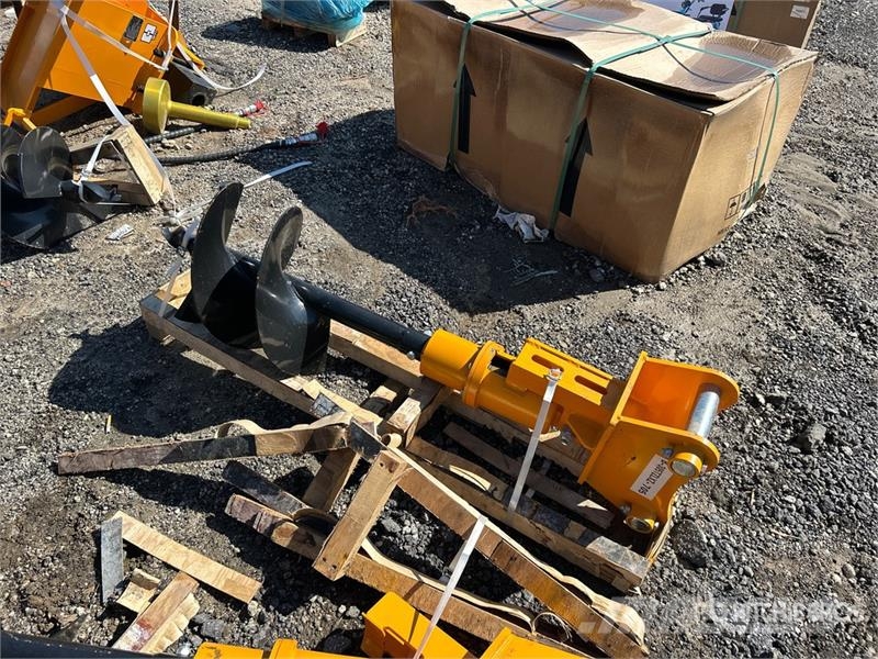 GIYI 15 in Excavator Auger - Fits CAT 305 (Unused) 드릴