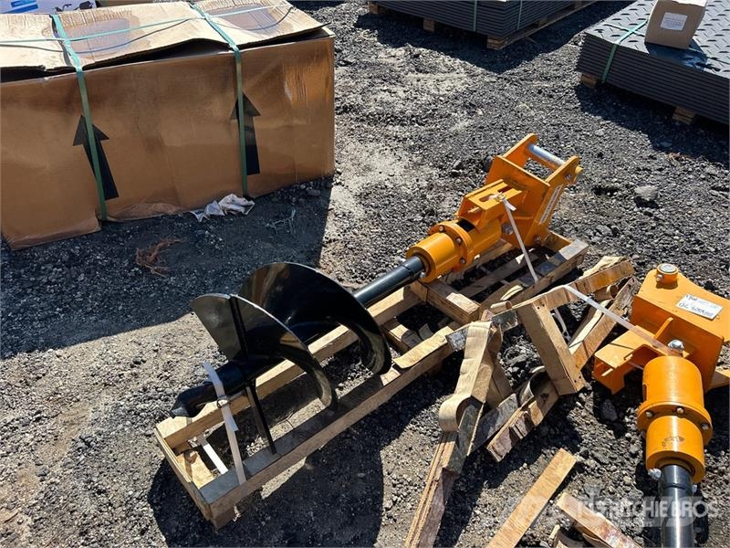 GIYI 15 in Excavator Auger - Fits CAT 305 (Unused) 드릴
