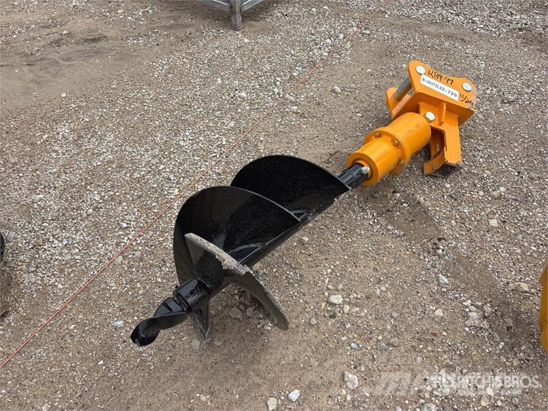  GIYI 16 in Excavator Auger - Fits Cat 303 (Unused) 鑽頭