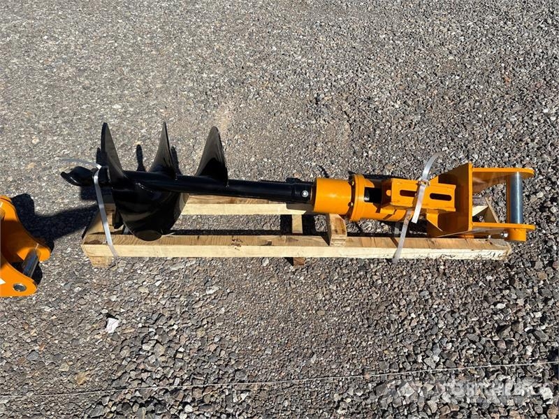 GIYI 16 in Excavator Auger - Fits CAT 305 (Unused) Bušilice (svrdla)