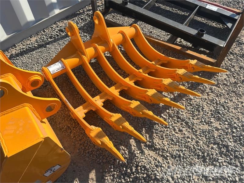GIYI 32 in Excavator Rake - Fits Cat 305 (Unused) Kreiselheuer/-wender
