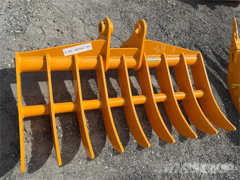  GIYI 44 in Excavator Rake - Fits Cat 305 (Unused) Greble