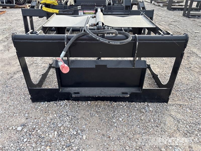 GIYI 44 in Skeleton Mini . Skid Steer Grapple Buck Grapples