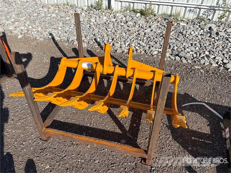 GIYI 48 in 48 in Teeth Excavator Rake - Fits CAT 3 Vaalutid ja kaarutid