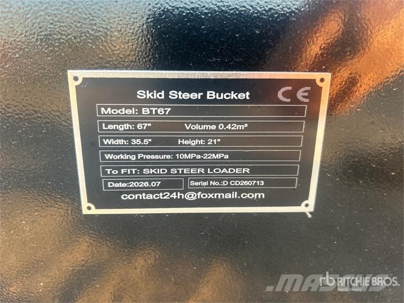 GIYI 67 in Skid Steer Bucket (Unused) Baldes