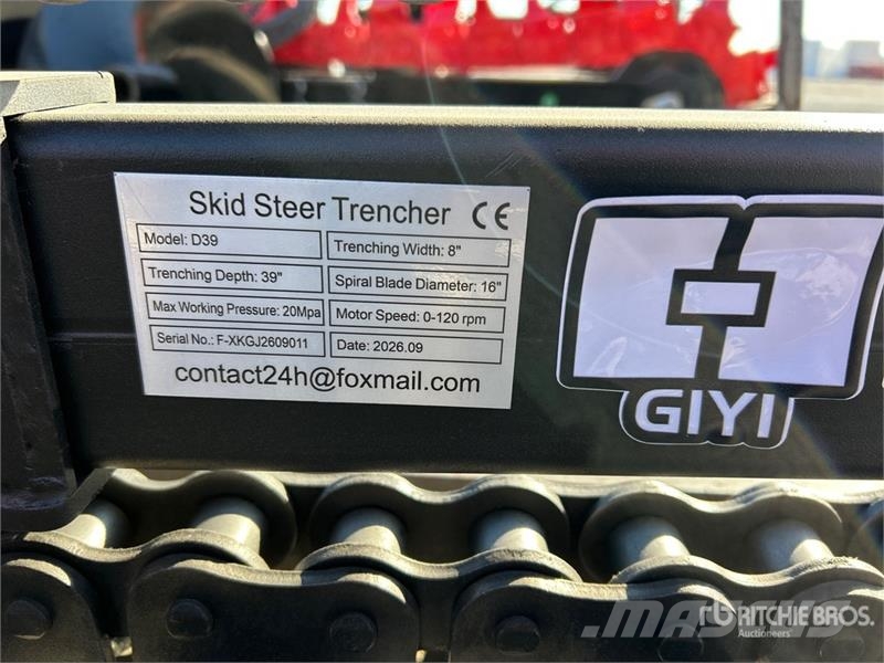 GIYI D39 39 in Mini Skid Steer Trencher (Unused) Koparki łańcuchowe