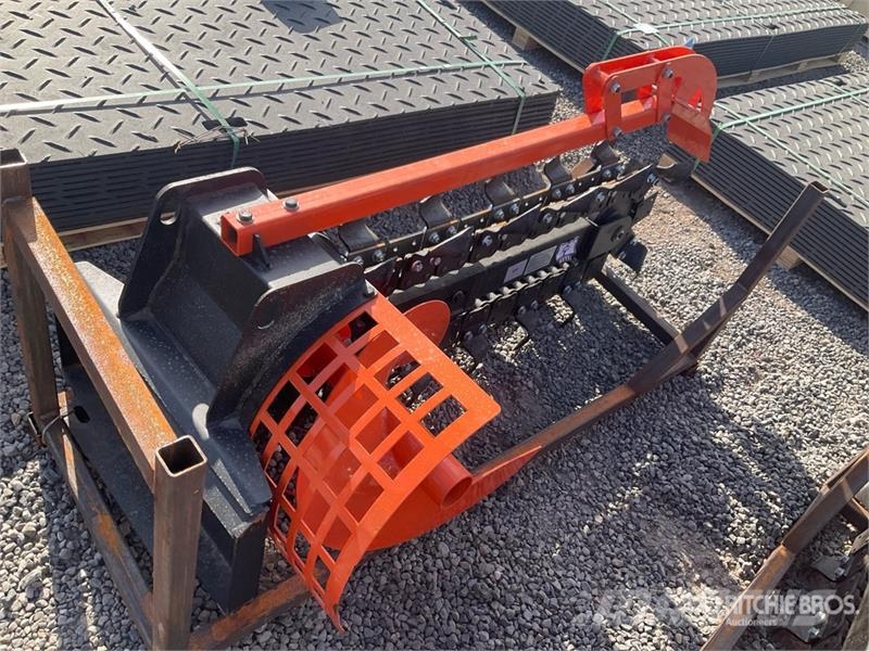 GIYI D39 39 in Mini Skid Steer Trencher (Unused) Koparki łańcuchowe
