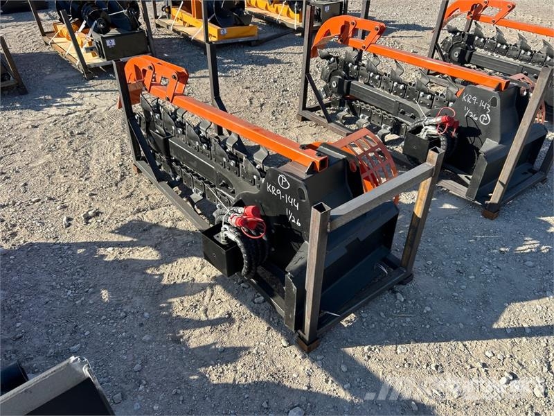 GIYI D39 39 in Mini Skid Steer Trencher (Unused) Koparki łańcuchowe