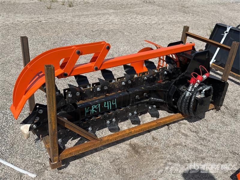 GIYI D39 39 in Mini Skid Steer Trencher (Unused) Tranšeju racēji